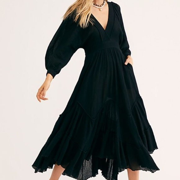 Free People Dresses & Skirts - Free People boho gauzy black maxi dress v-neck